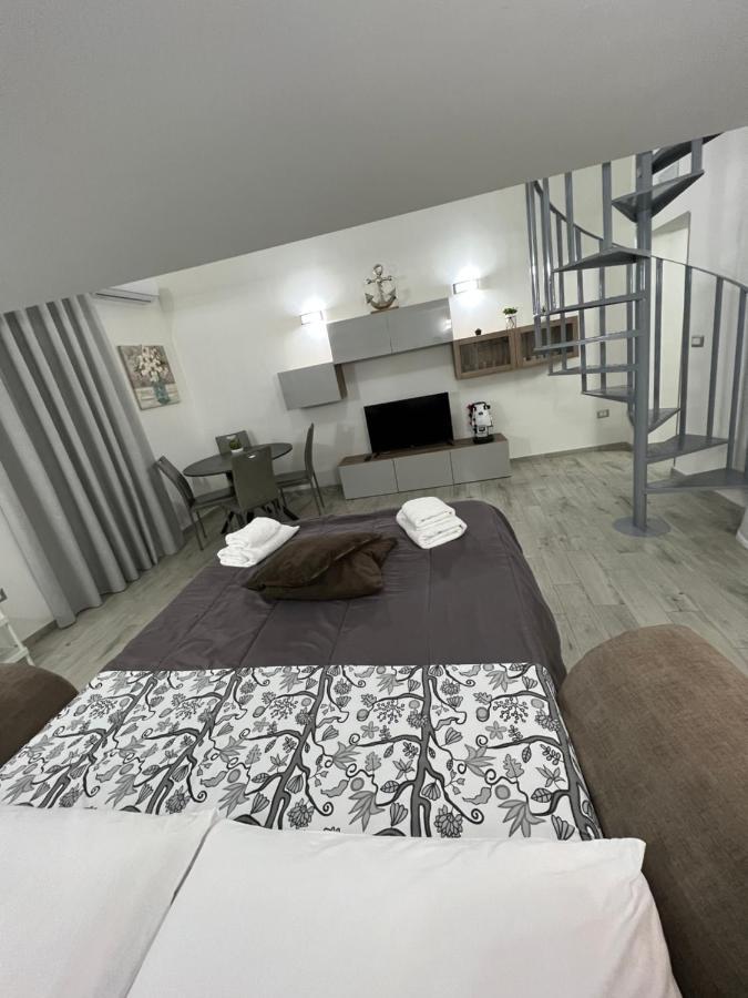 Napoli Centro-La Casa Di Lucio Bed & Breakfast Екстериор снимка